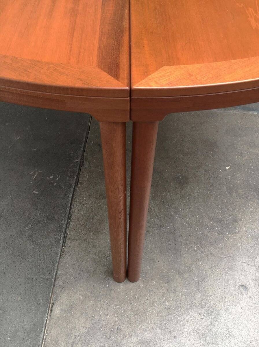 Tables à manger scandinave mi-siècle en teck