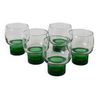 Set of 5 small designer wine glasses with green feet, 1970