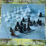 jeu échecs en verre