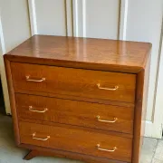 Vintage wooden chest of drawers with tapered legs - 1950s/60s