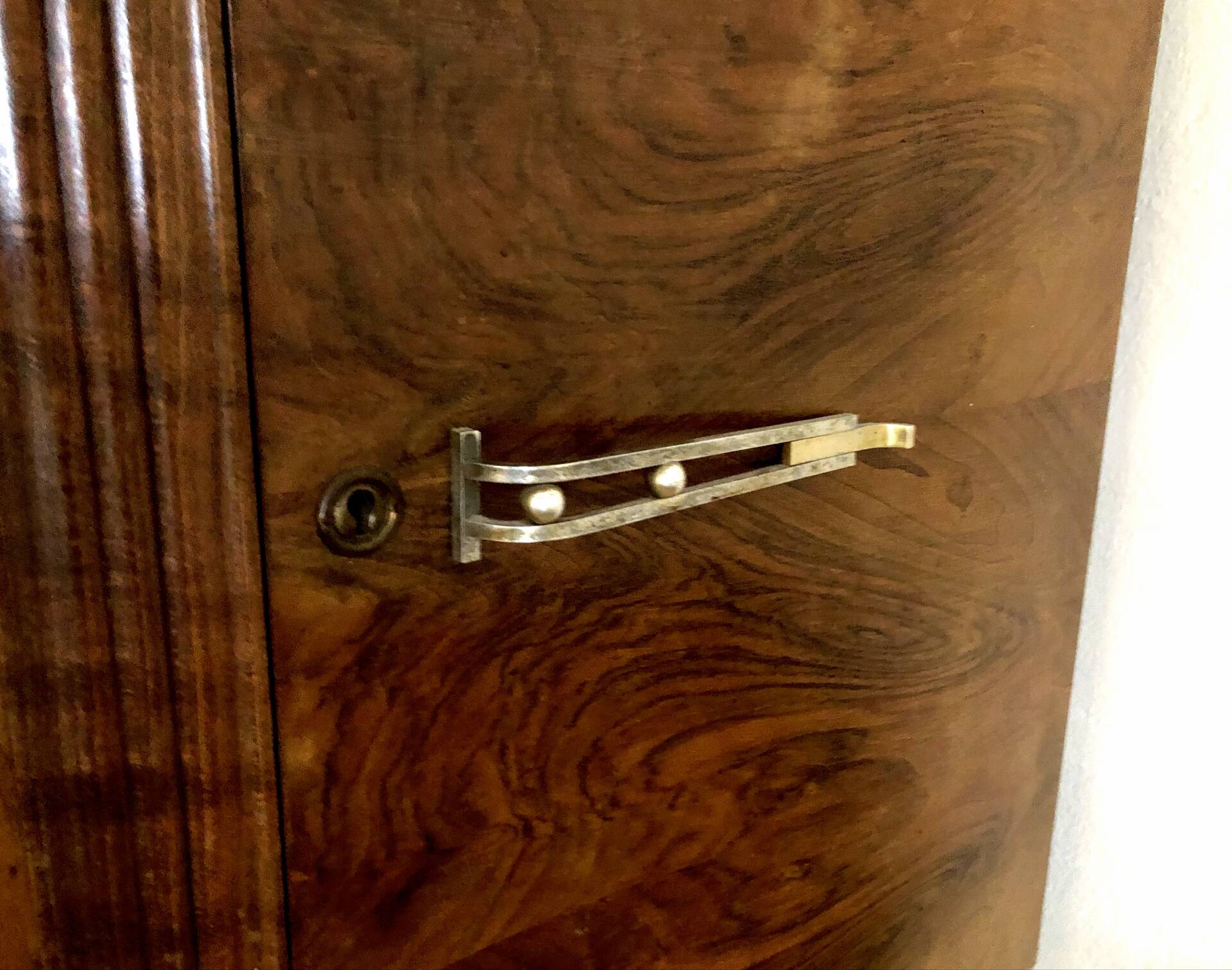 Superb buffet / very Art Deco from the 50s-60s in solid wood (veneer)