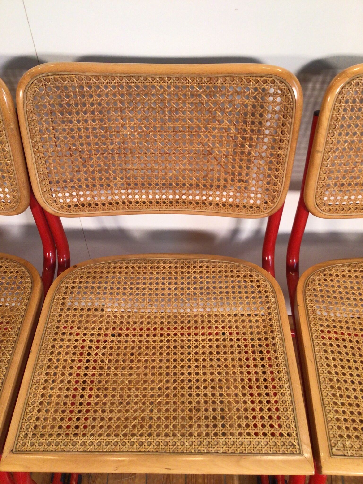 Set of 6 style dining chairs