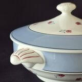 Vegetable dish (soup tureen) in Digoin Sarreguemines earthenware, model AIX A156.