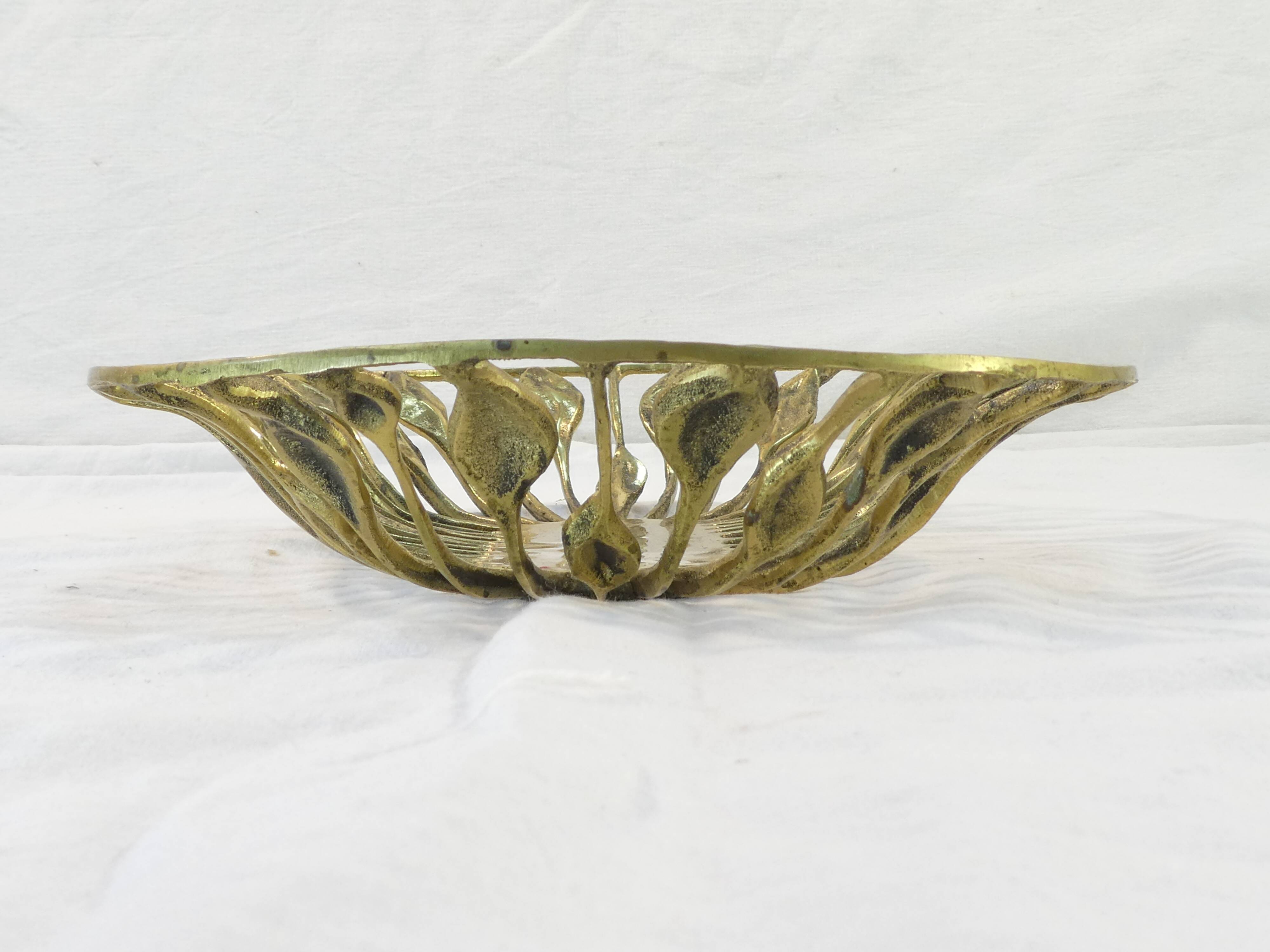 Vintage bronze fruit basket design austrian year 50