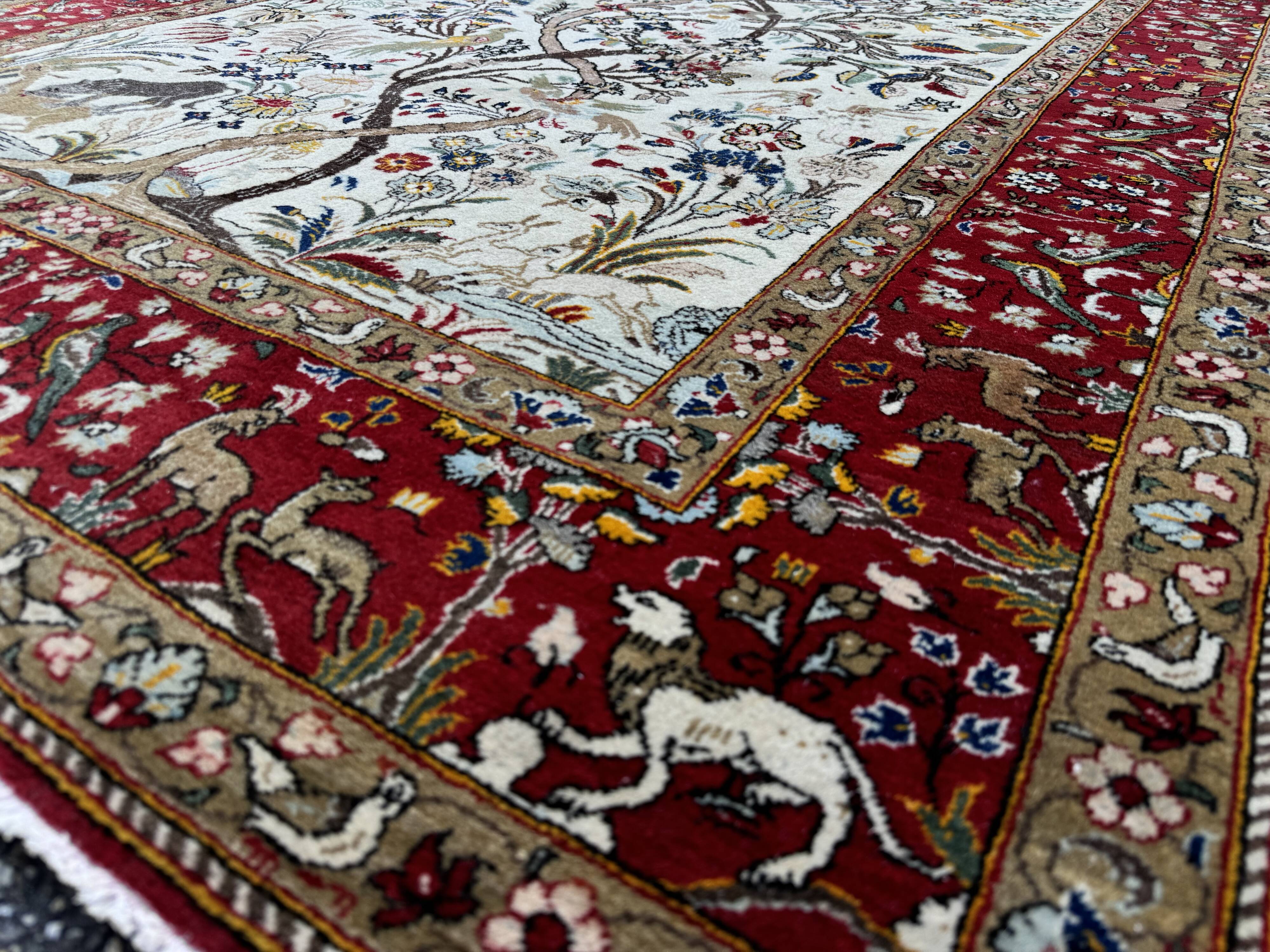 Persian rug ghoum Tree of Life