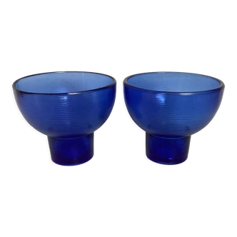 Paire de bougeoirs bleus cobalt en verre