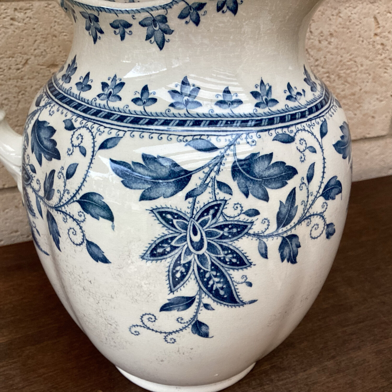 Pitcher Sarreguemines model Burgis late XIXth