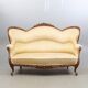 Sofa néo-rococo — Style 19e/20e siècle — Silhouette élégante de salon avec C