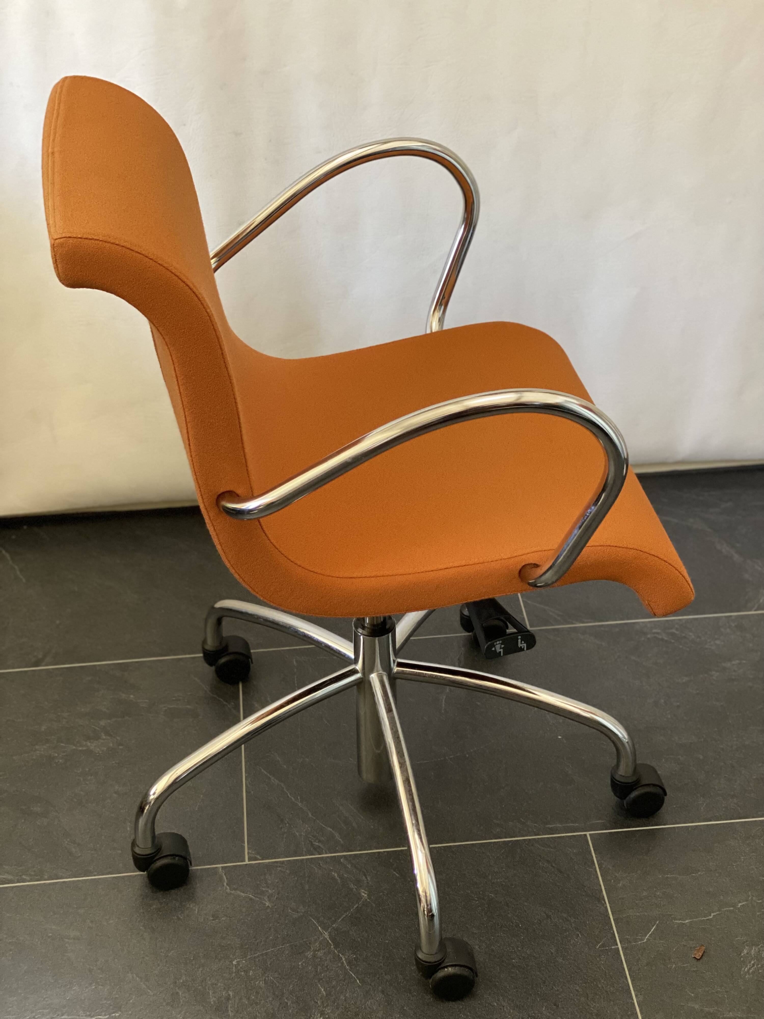 Gerard Van Den Berg for Lensvelt Swivel Office Chair