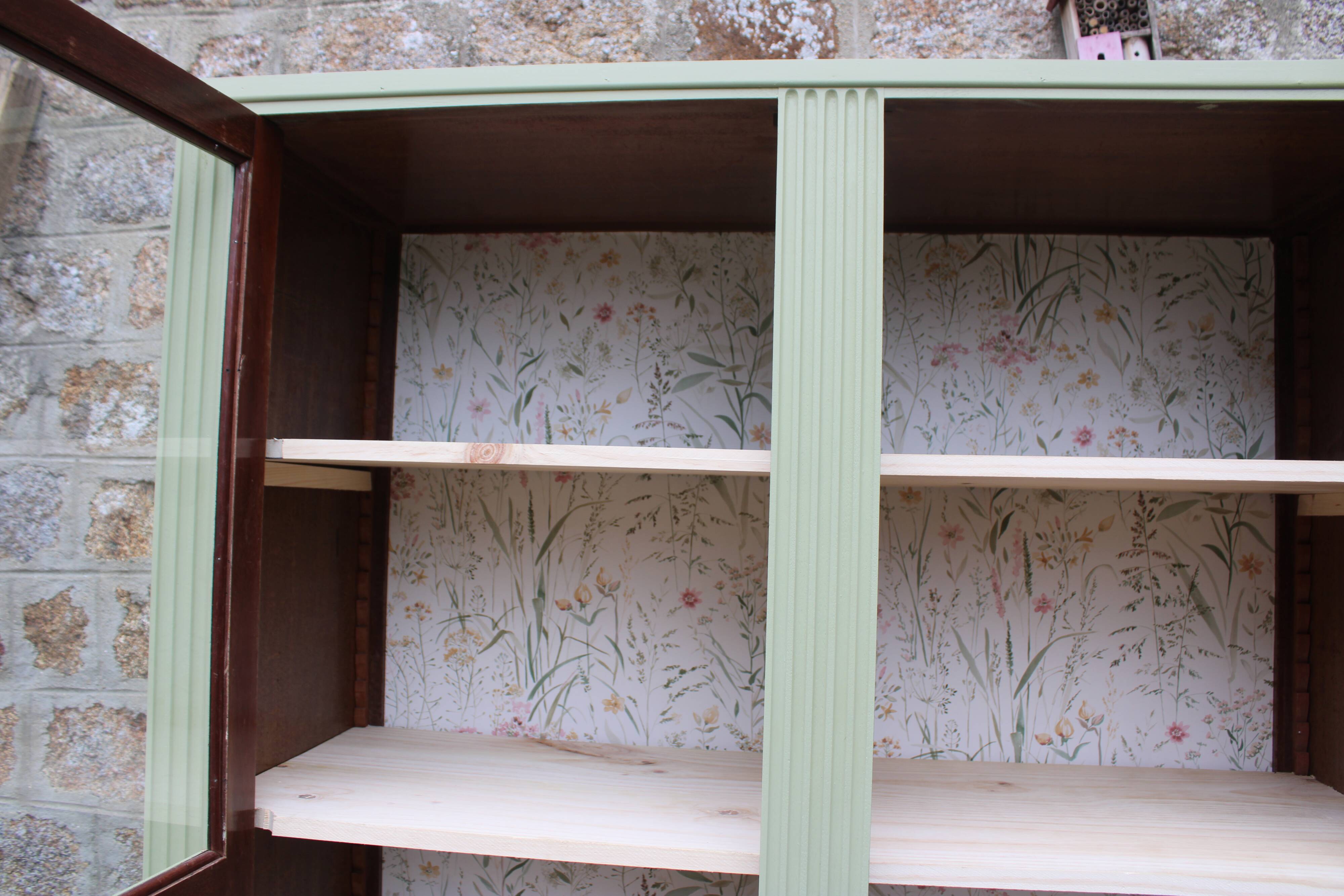 Renovated antique display cabinet – Lizard Green (Pure & Paint)