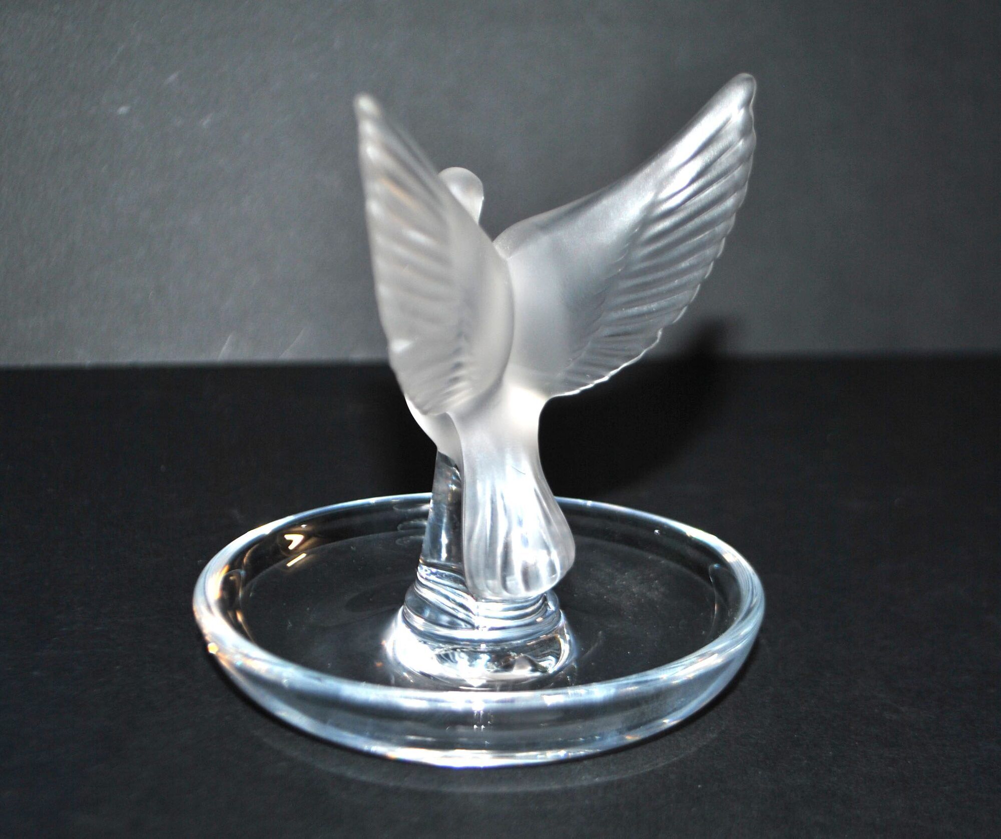 Lalique ashtray dish bird dove in frosted crystal and signed