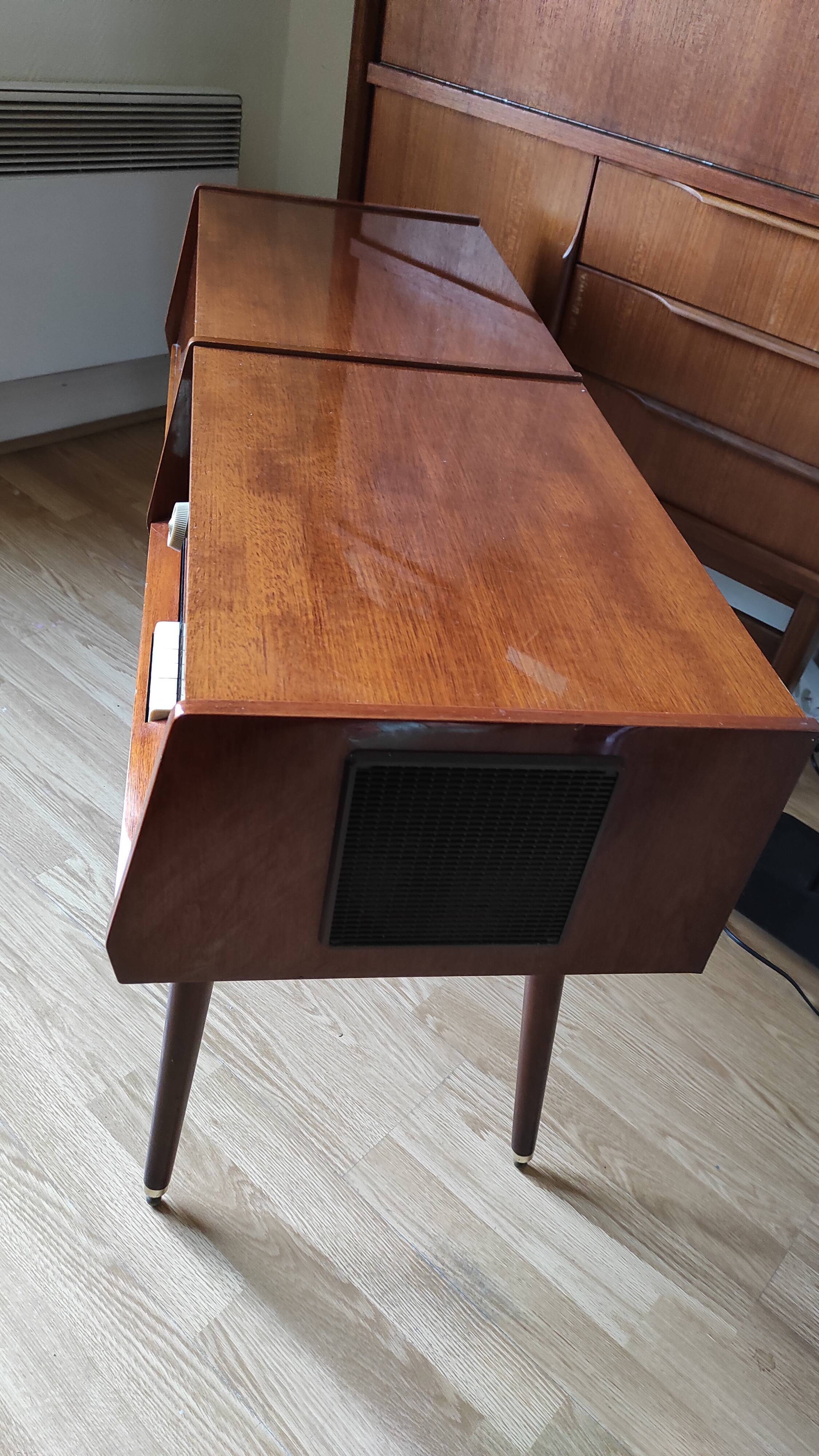 Philips Vintage hifi furniture