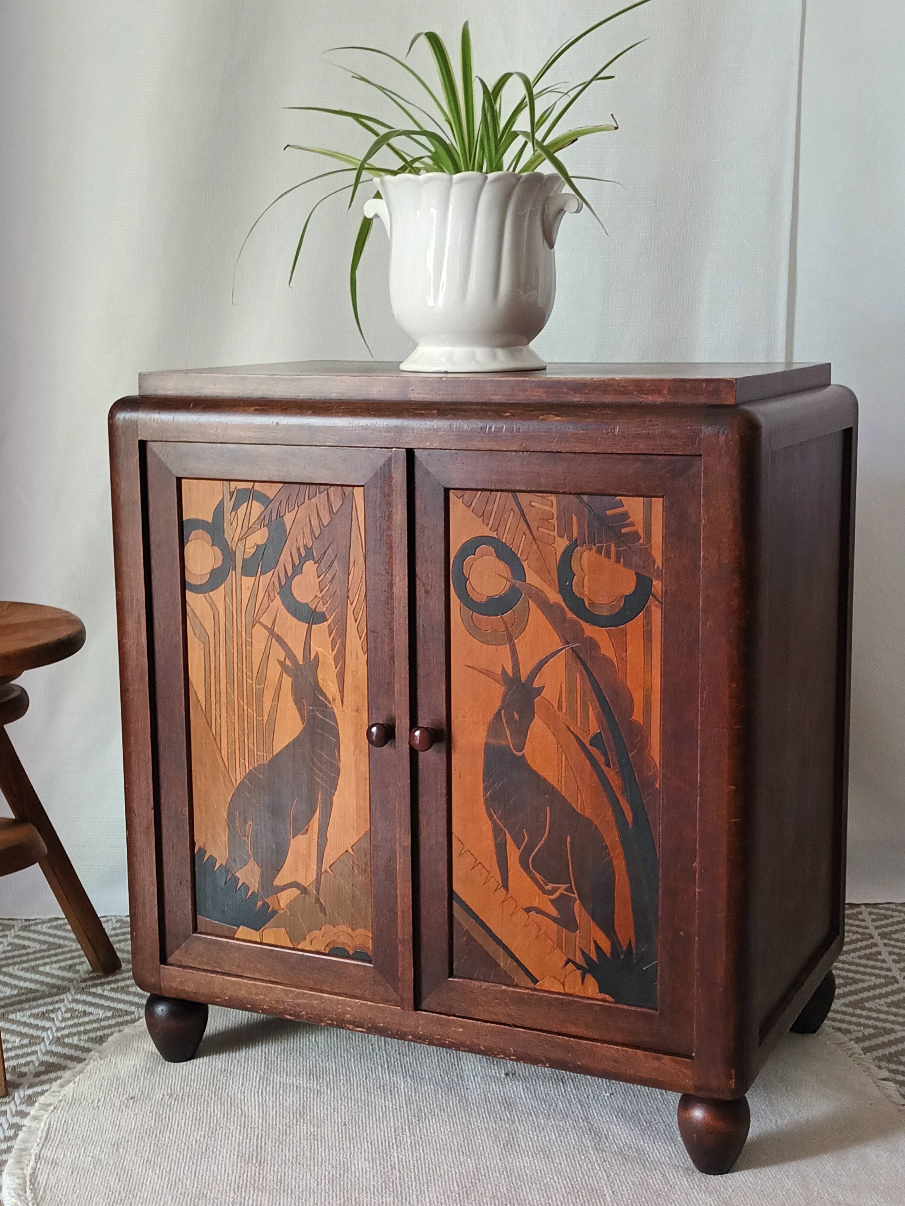 Art Nouveau Buffet Popular Art