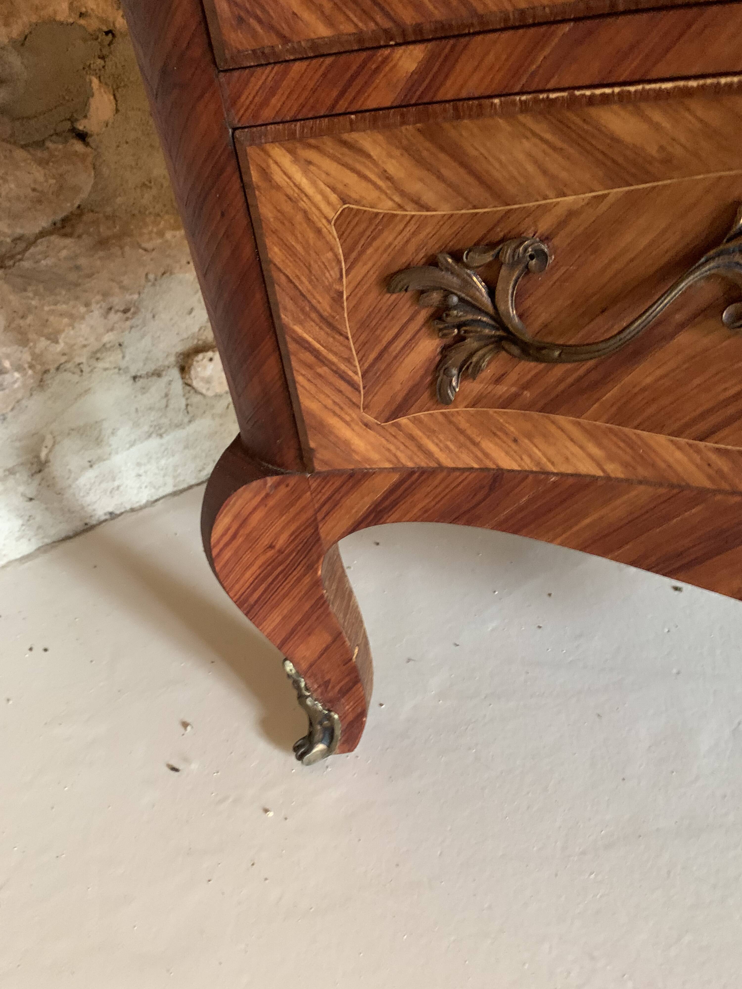 Commode