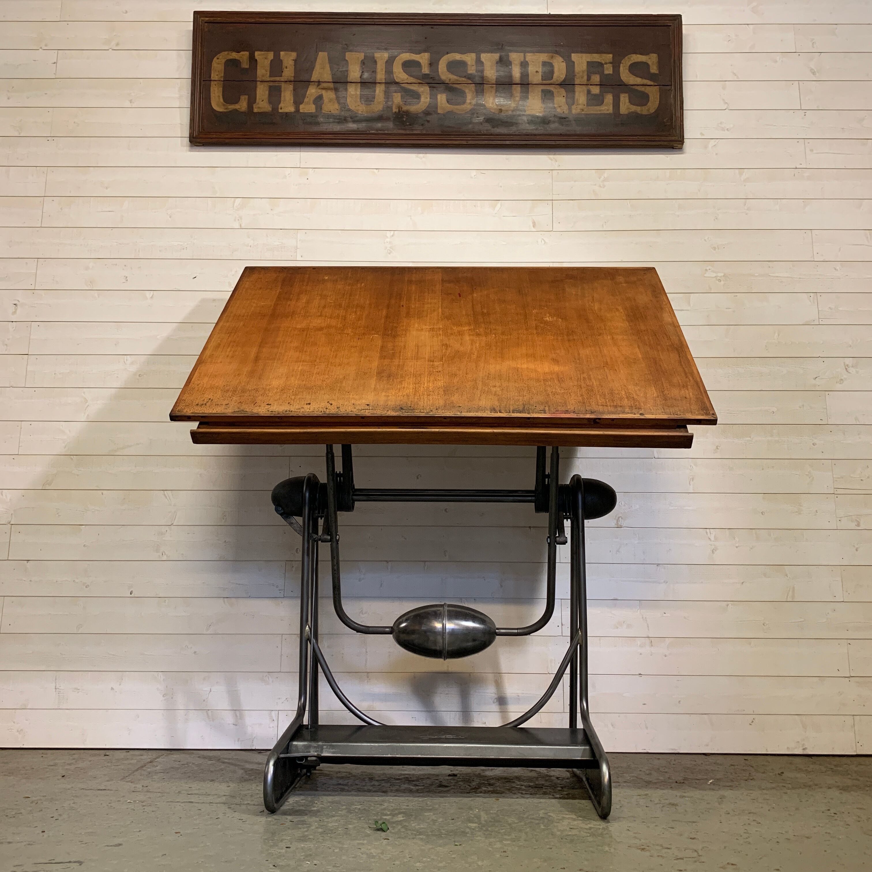 Drawing table OZA 1950