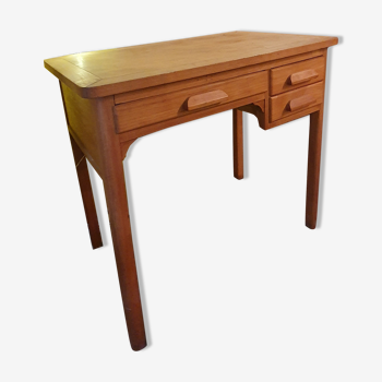 Light wood desk