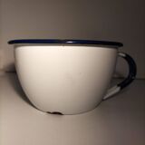 Tasse ancienne en tôle émaillée Westen