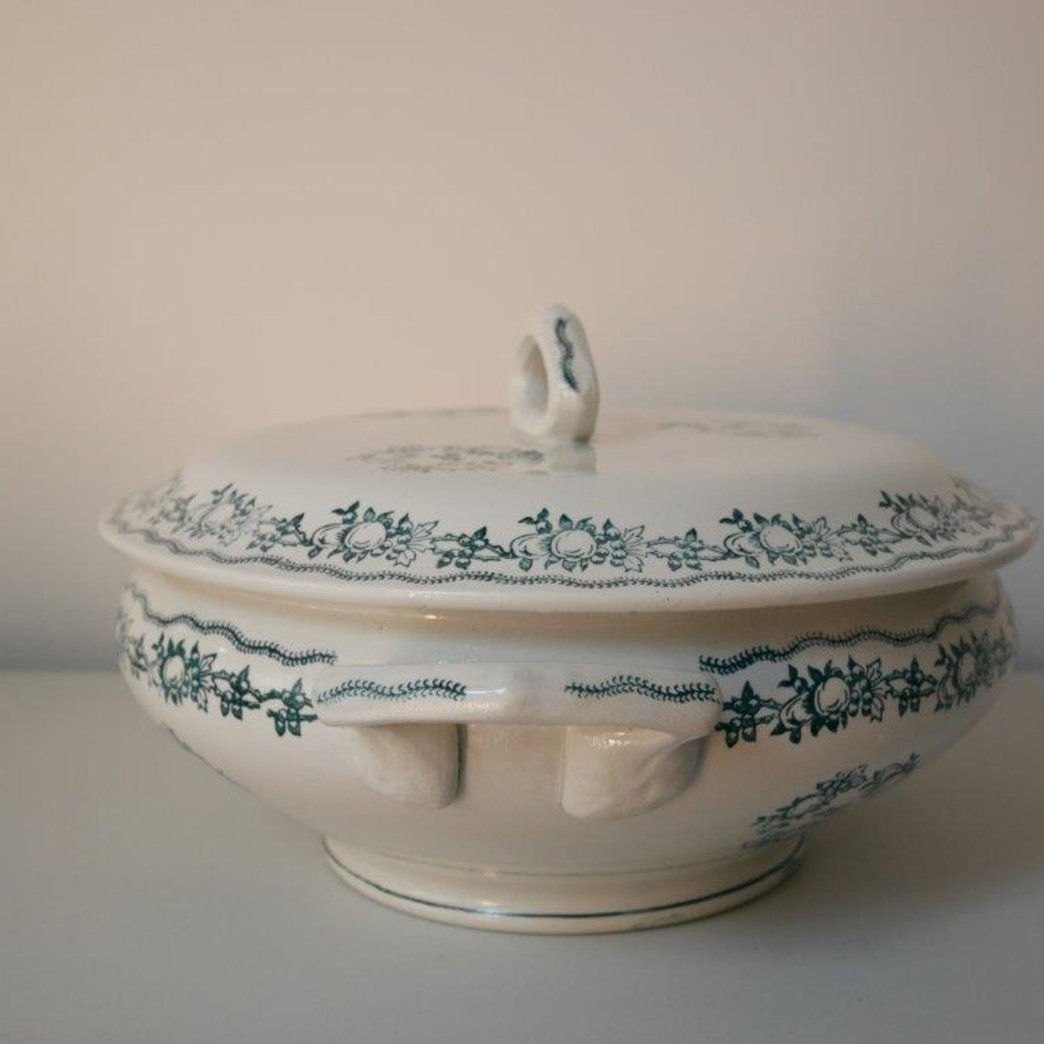 Soup bowl Saint Amand, green pattern - model 4025