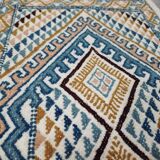 Handmade margoum rug in natural wool