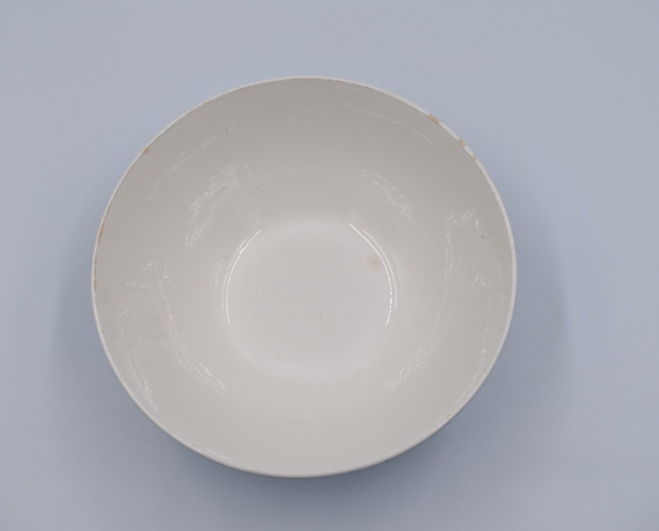 Salad bowl in earthenware Digoin Sarreguemines trompe l'oeil basket in blue