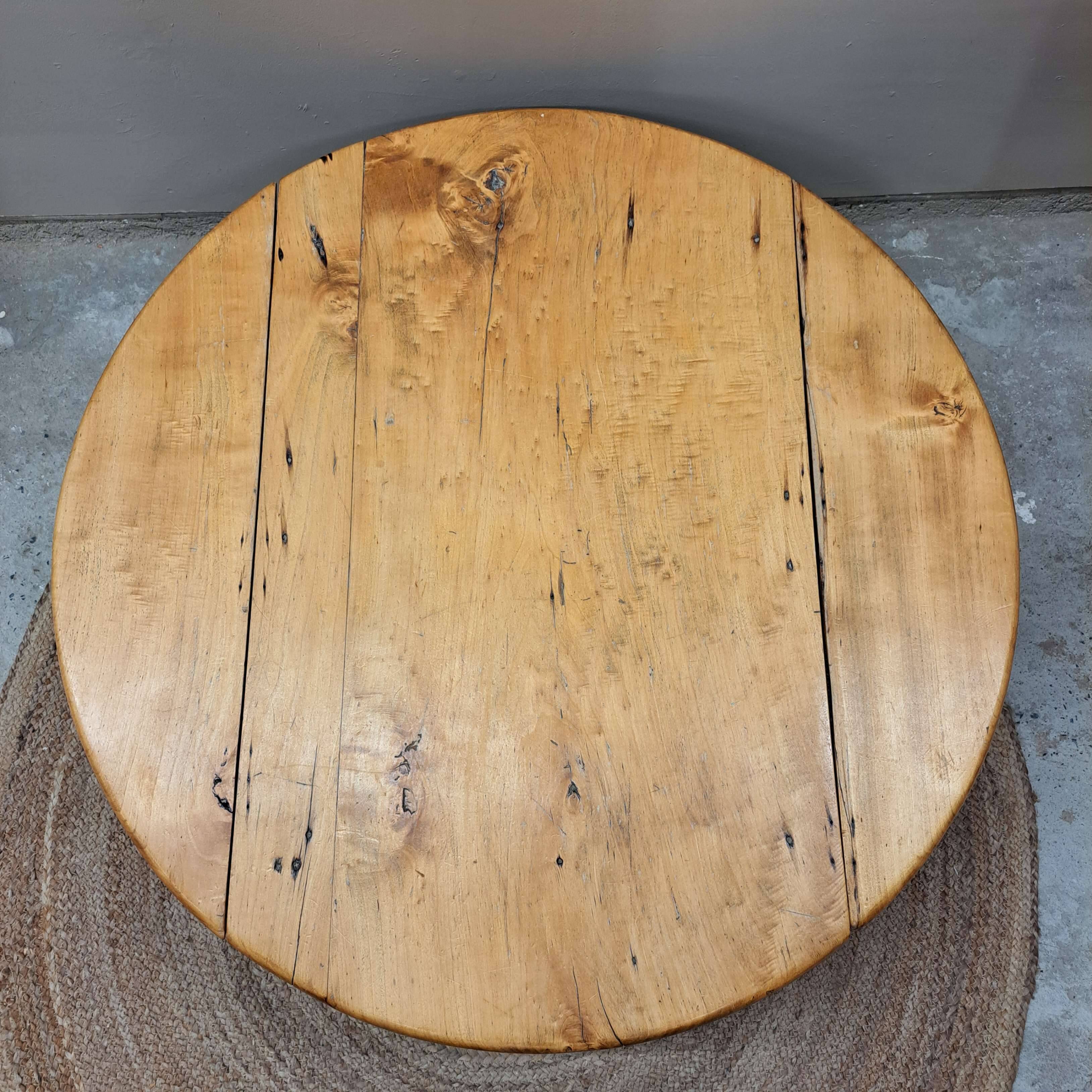 Table basse ronde en bois