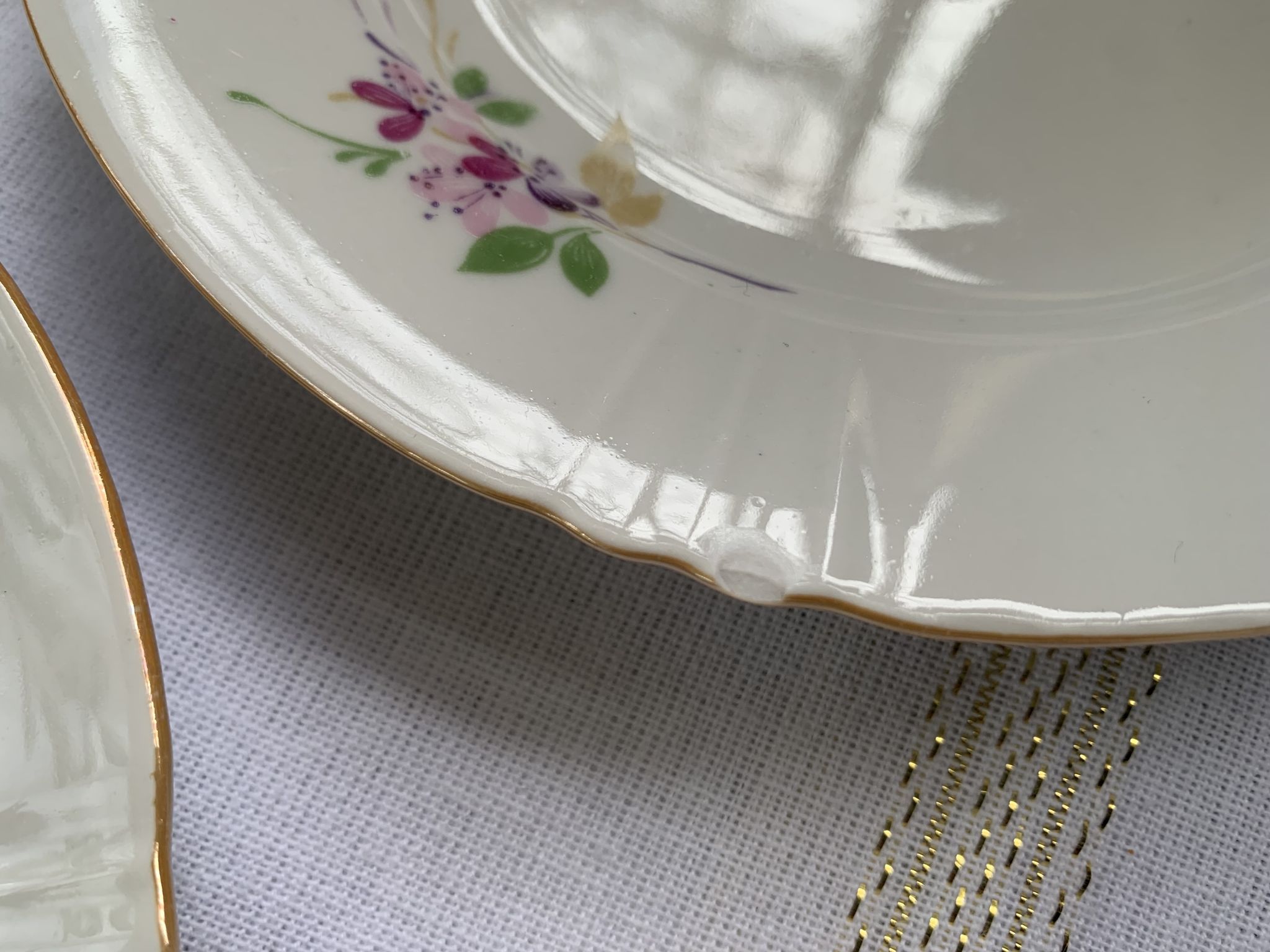 Set of 5 porcelain dessert plates pink and purple flowers
