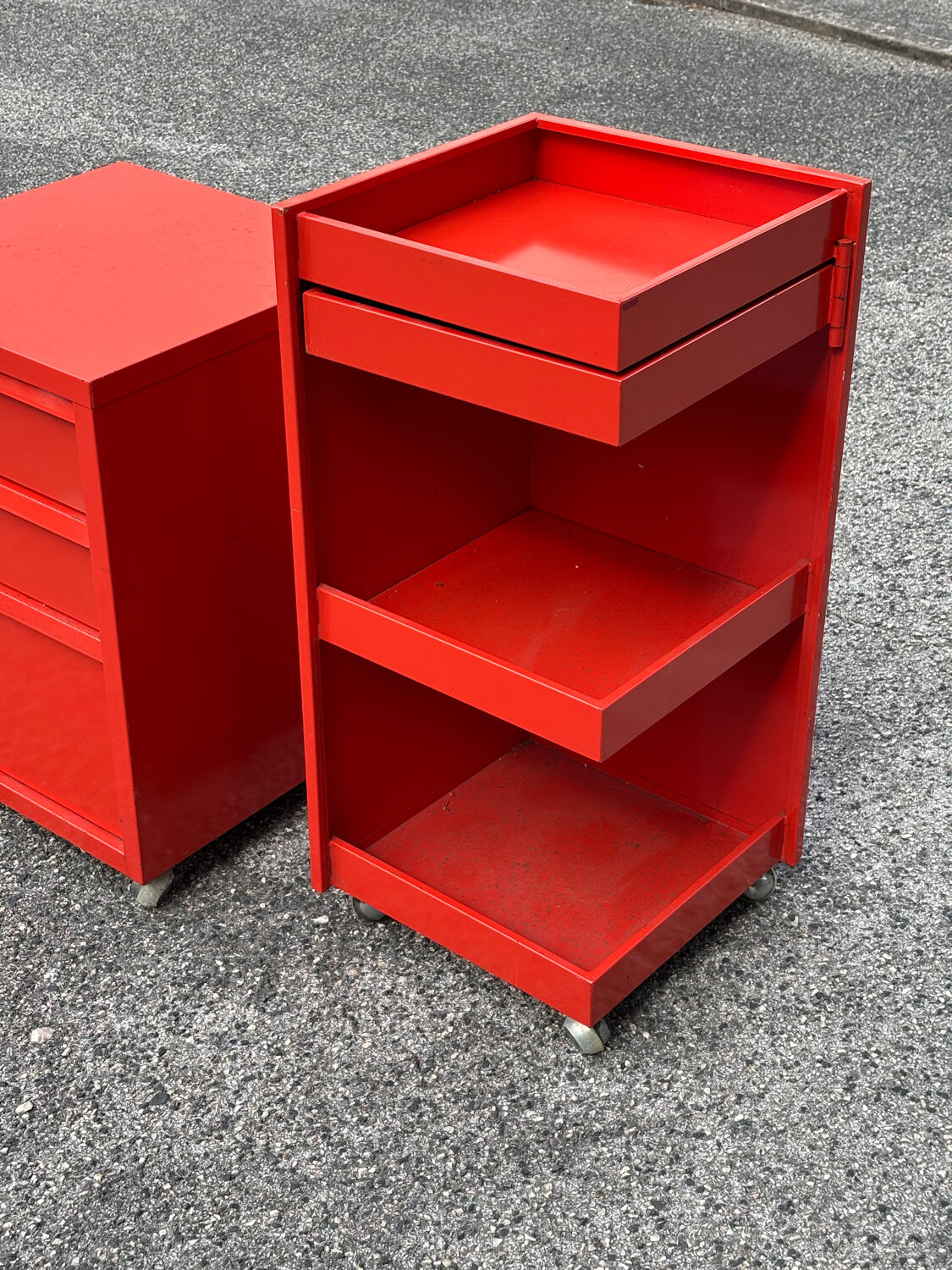 Prisunic 1970 metal trolley and box