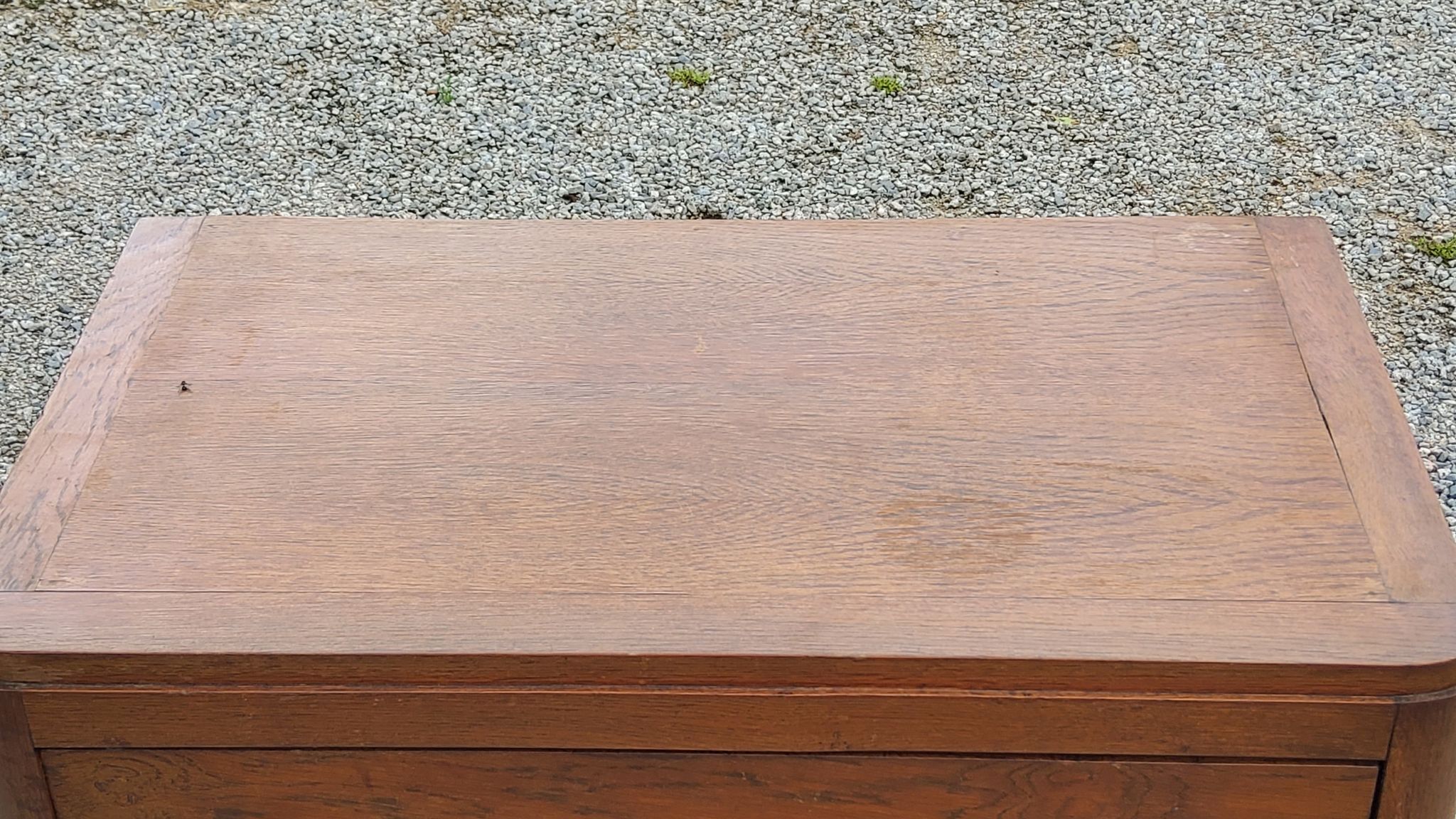 Commode vintage en chêne pieds compas 3 tiroirs des années 50