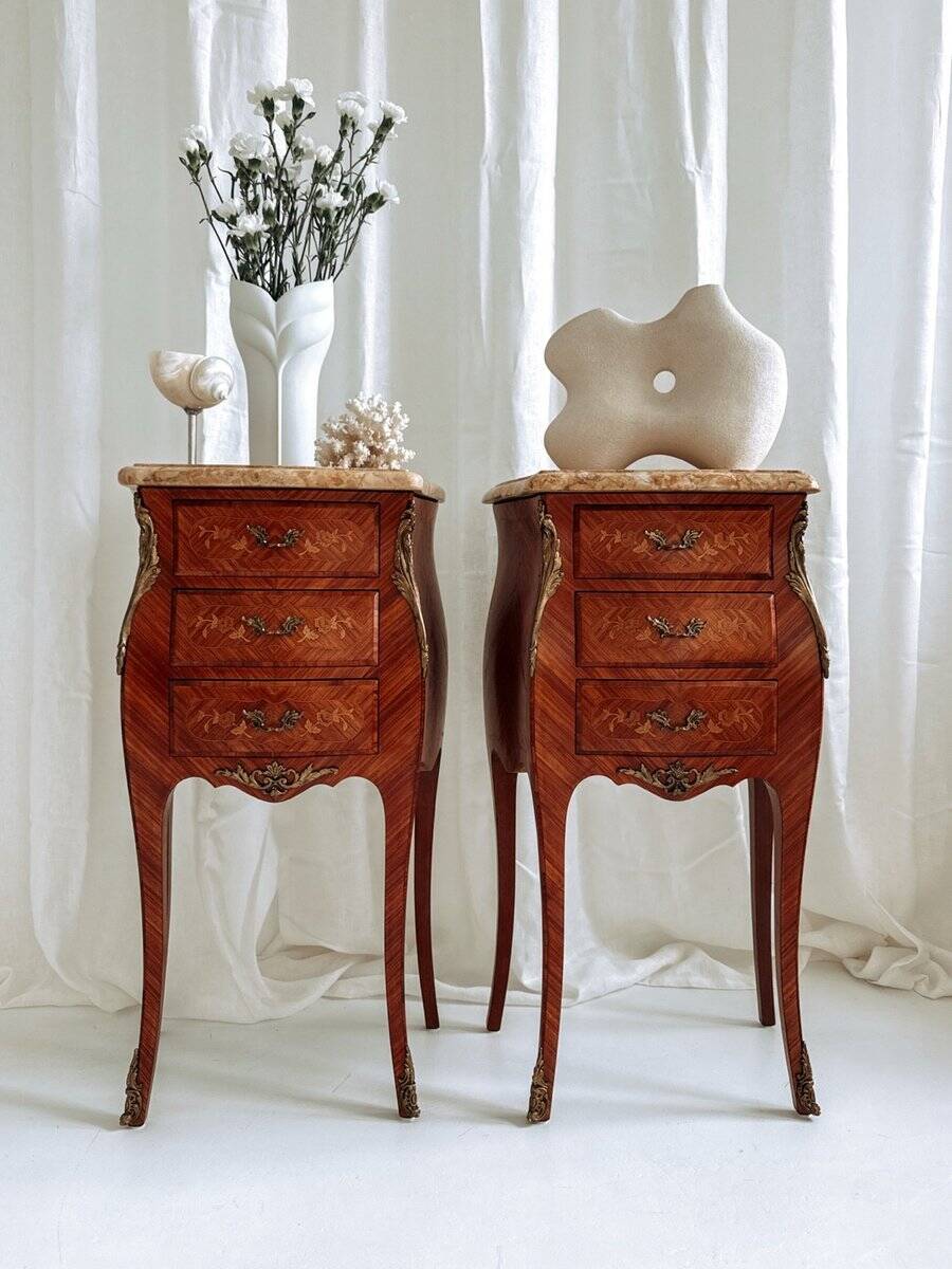 Mid-century French Louis XV style bedside tables with marble tops and floral marquetry, 1940s, set of 2