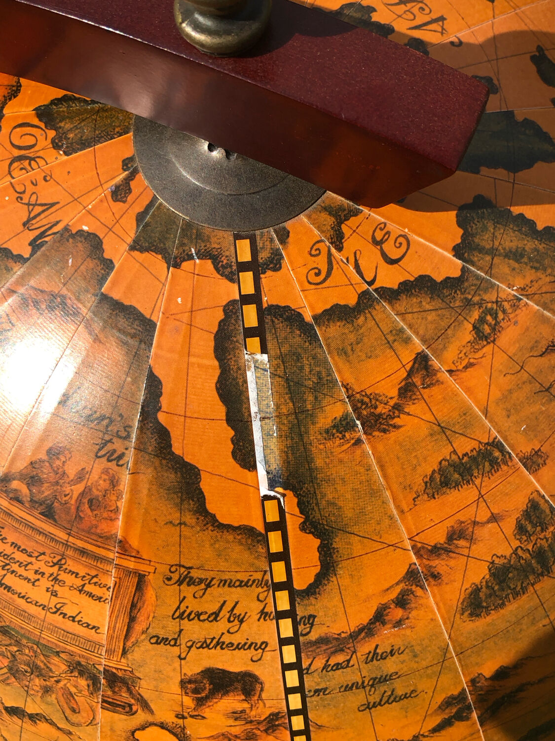 Globe terrestrial bar