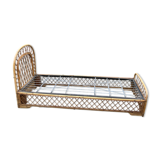 Rattan child bed
