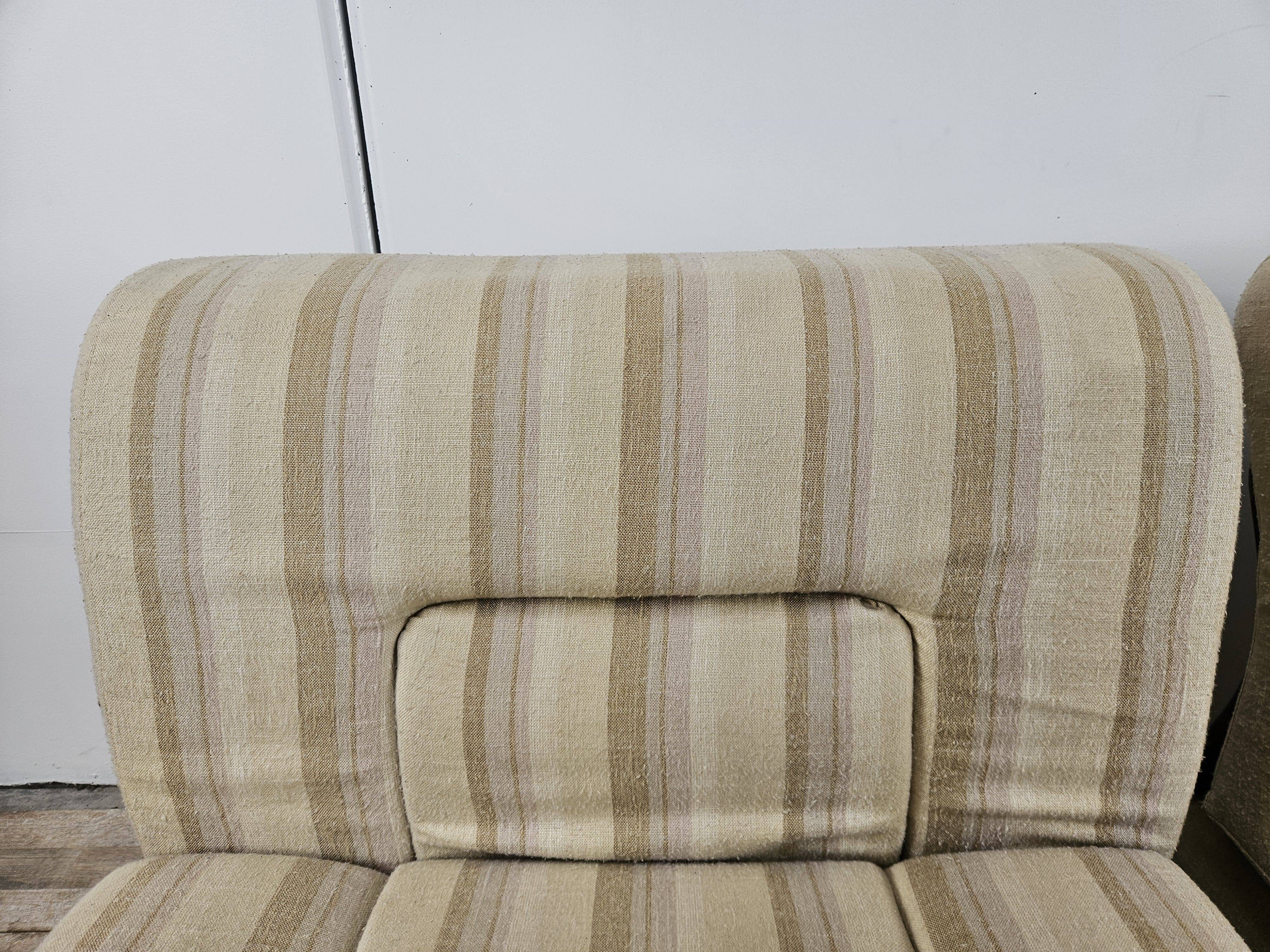 Fauteuils italiens du milieu du siècle en bois et tissu