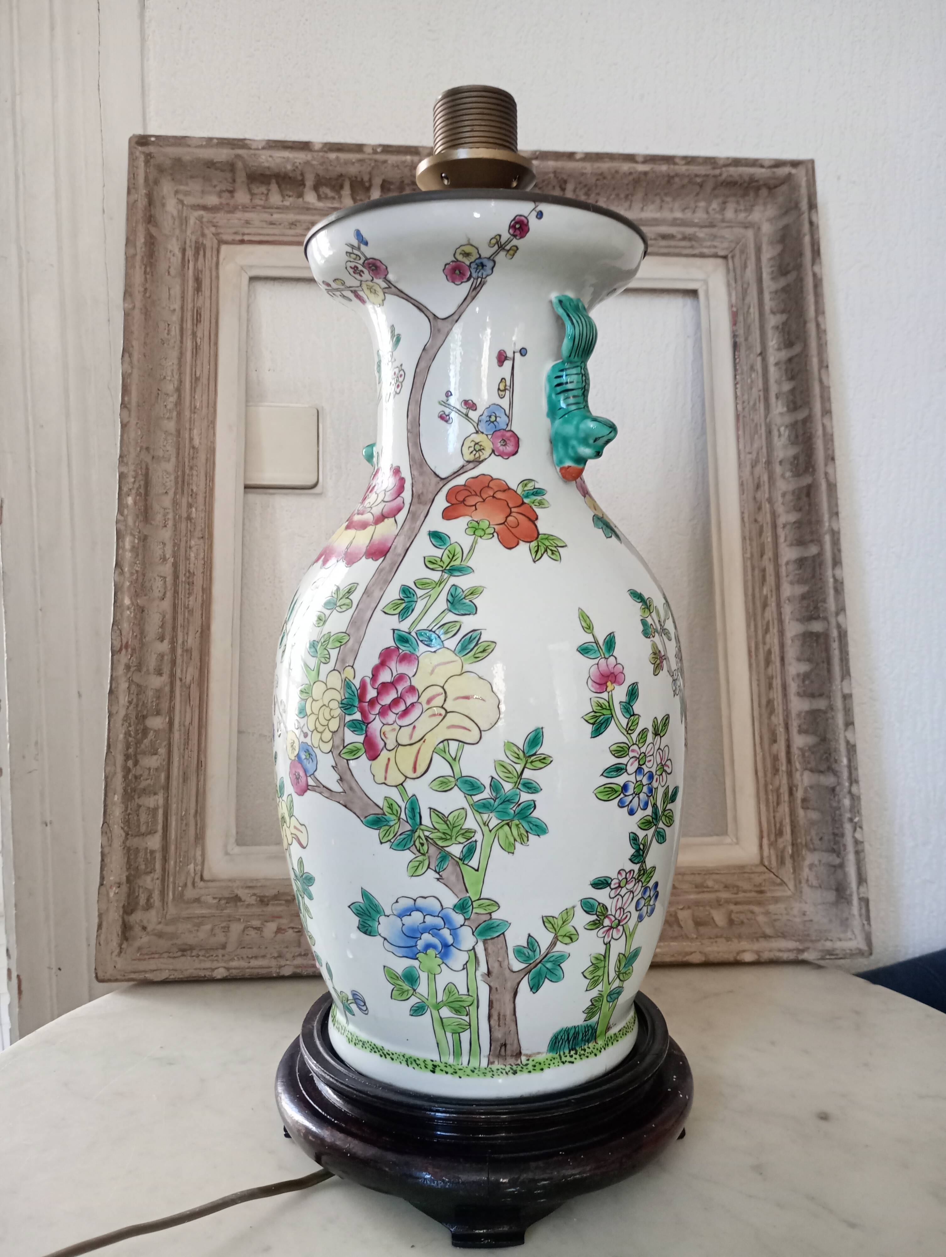 Ancienne lampe chinoise. Vintage.