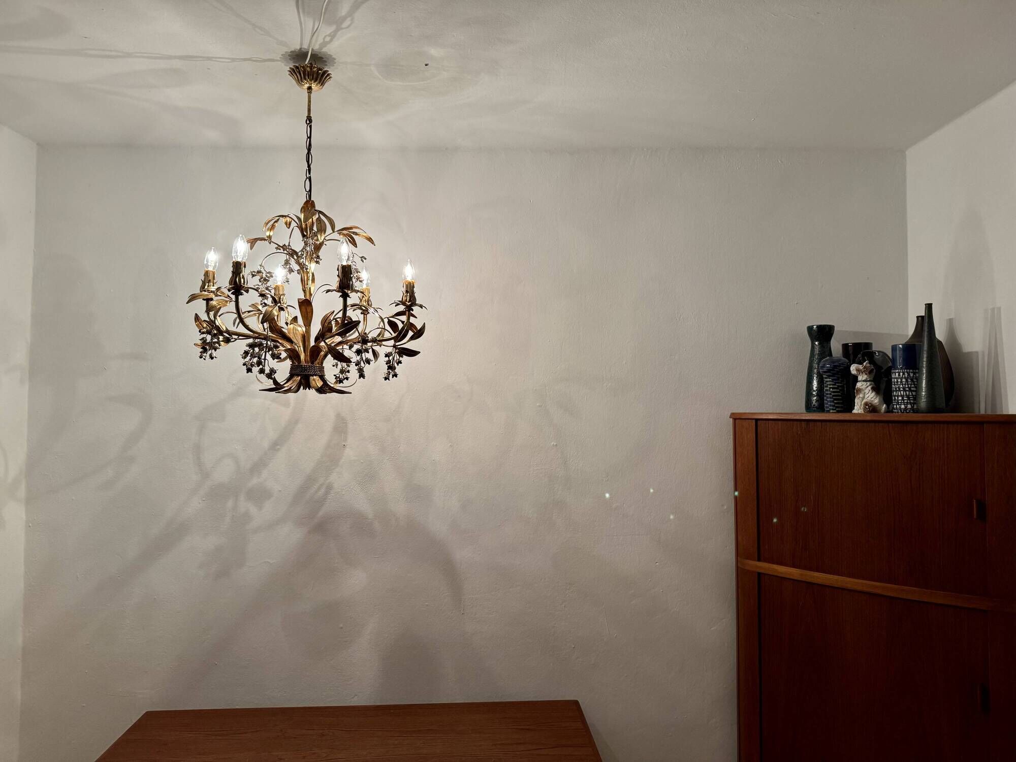 Grand lustre italien Hollywood Regency par Hans Kögl