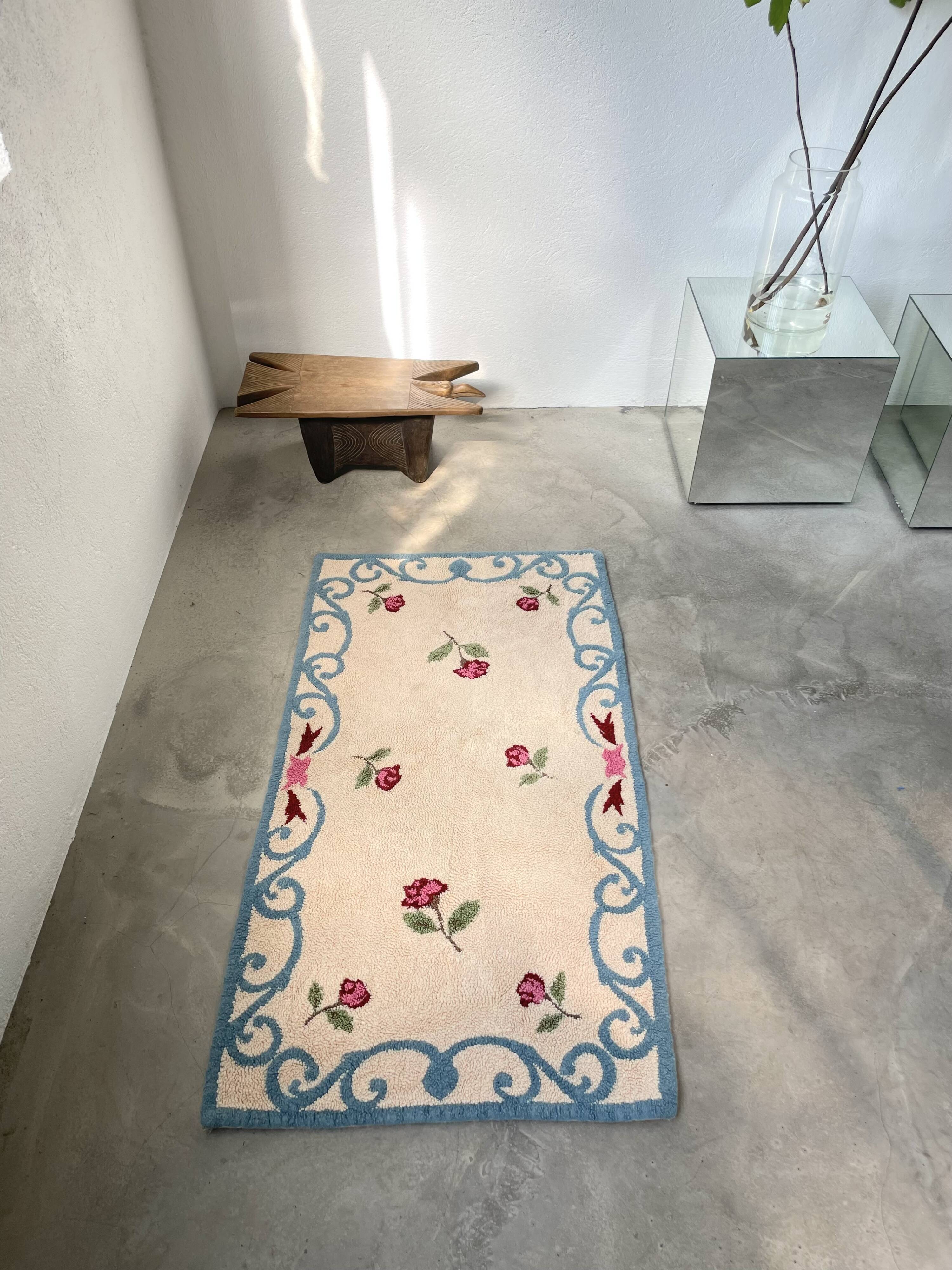 White and blue floral wool rug