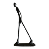 Reproduction de l’homme qui marche de Giacometti