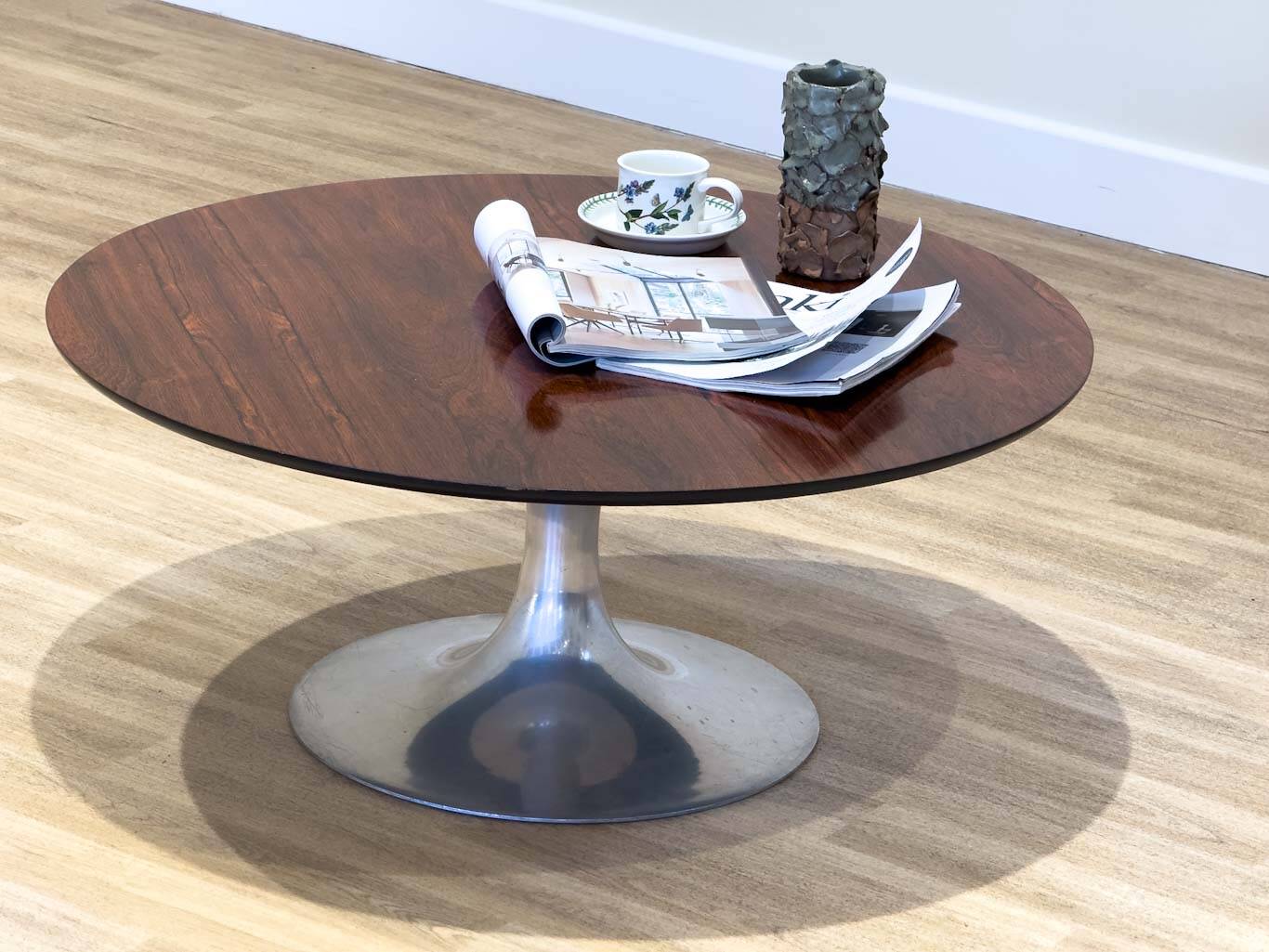 Round coffee table by Arkana (rosewood)
