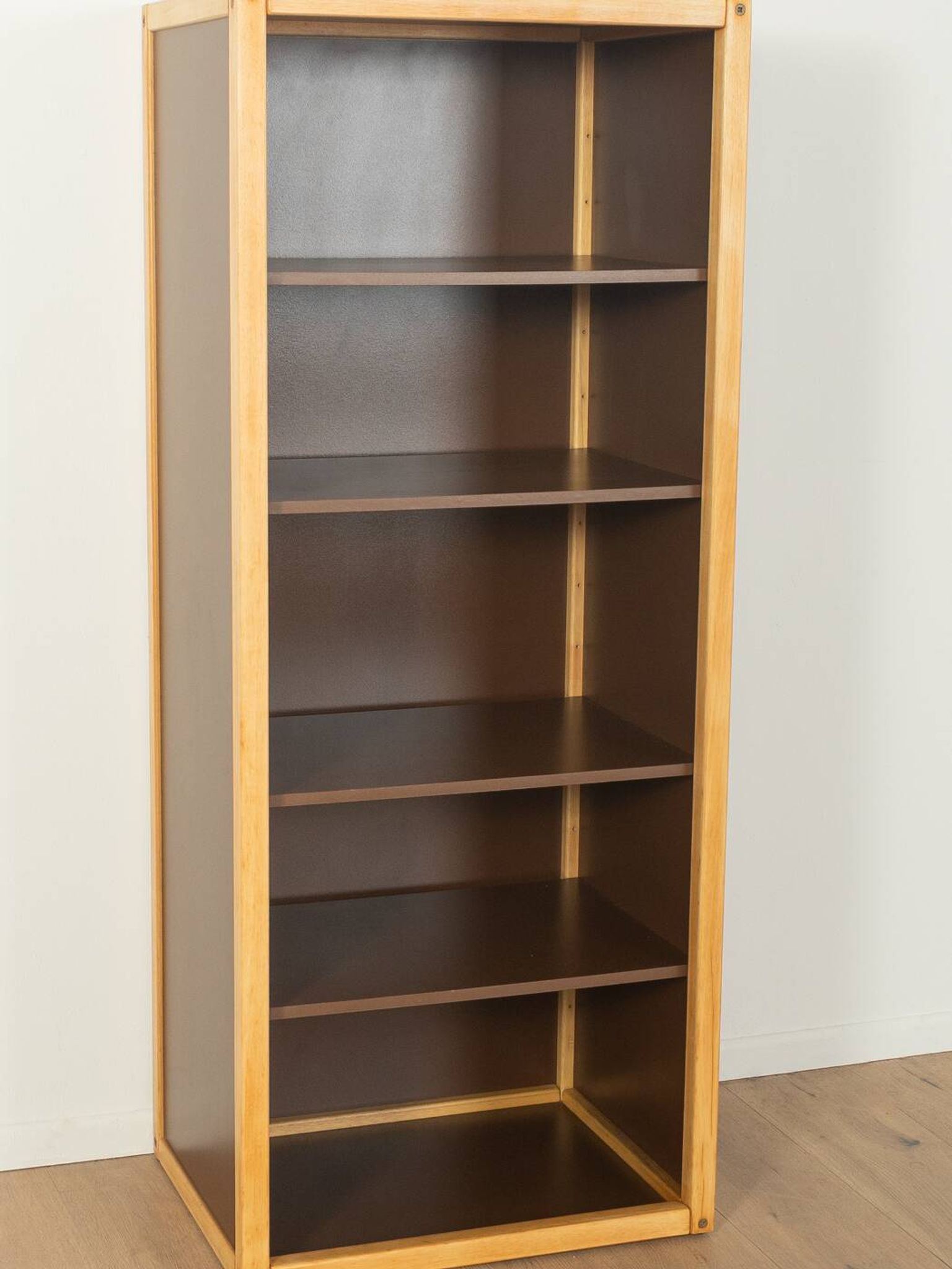 Commode du célèbre système de profil Flötotto.