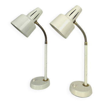 Paire de lampes de bureau BJS en acier laqué blanc et laiton – Suède 1960s