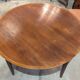 Table ronde en teck années 60