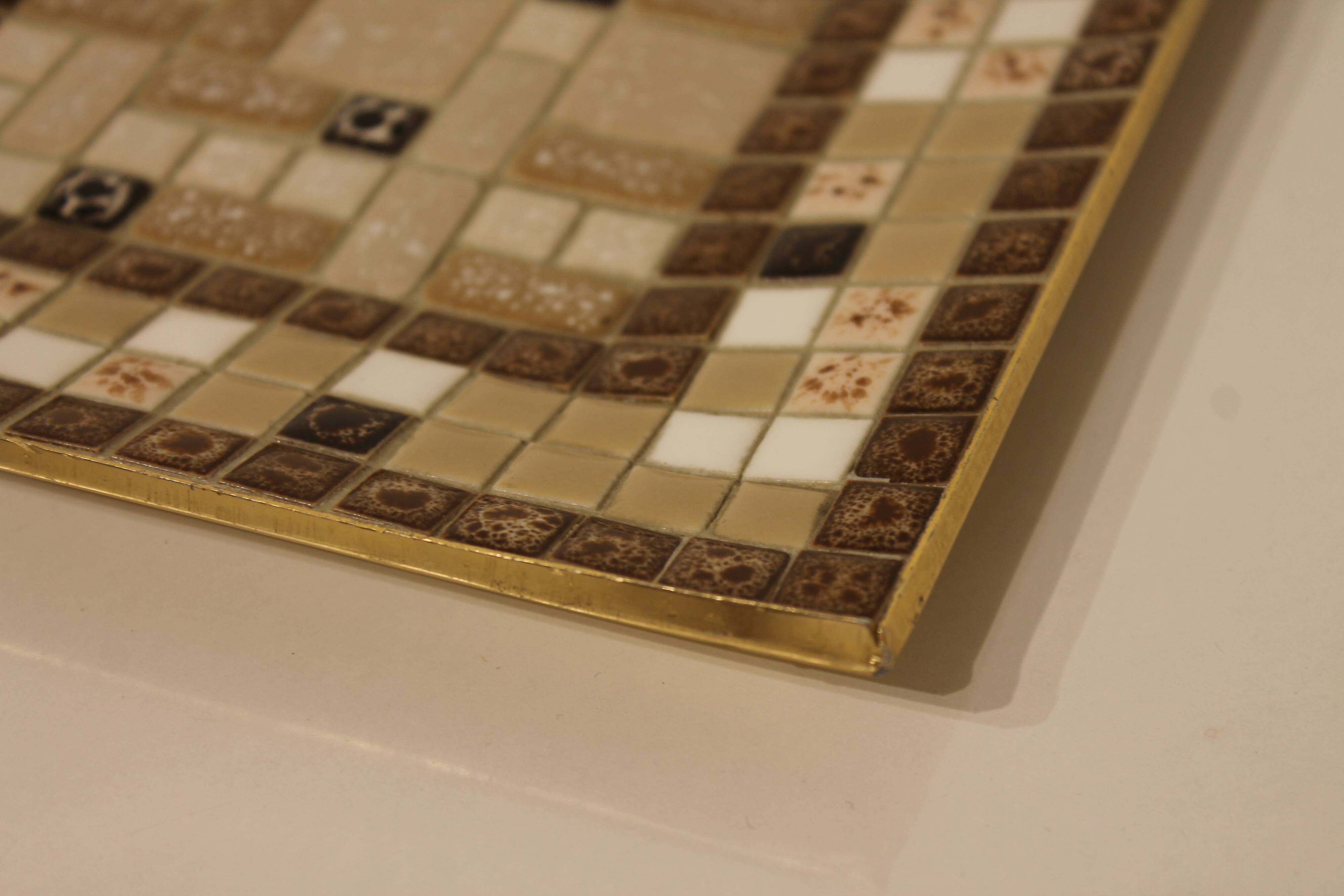 Vintage mosaic pocket emptier