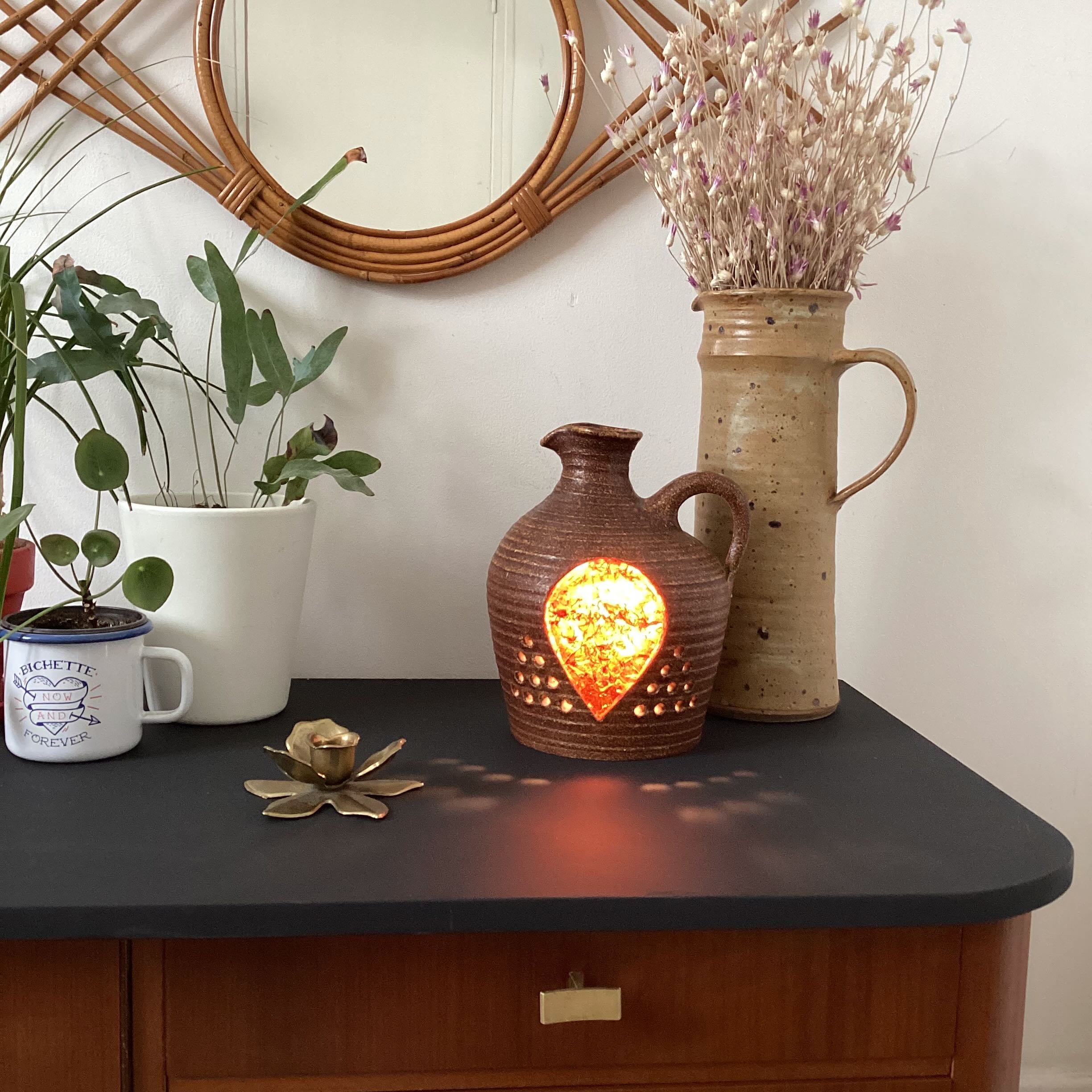 Accolay stoneware lamp