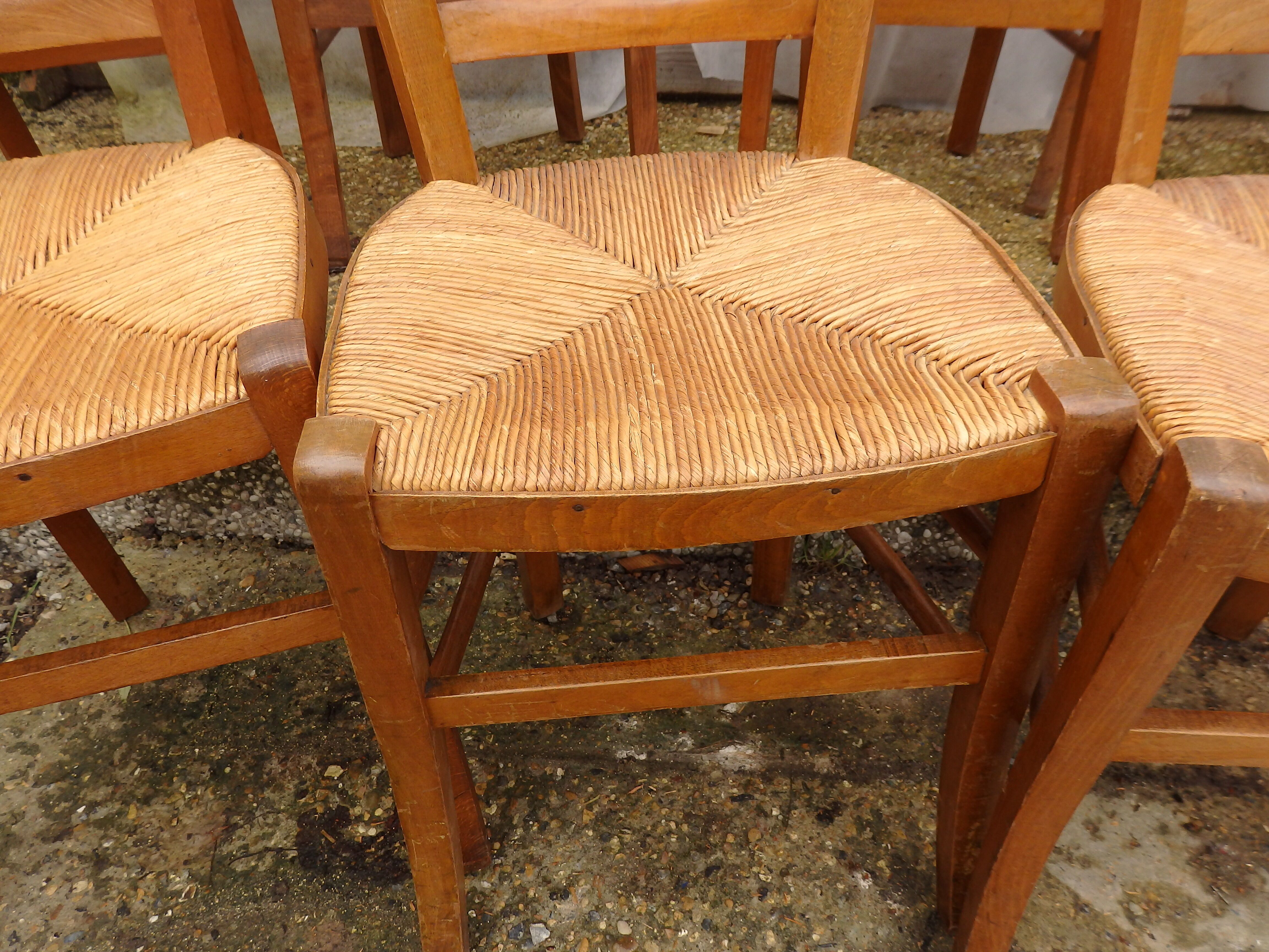 lot 8 old chairs mulched