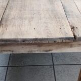 Farm table