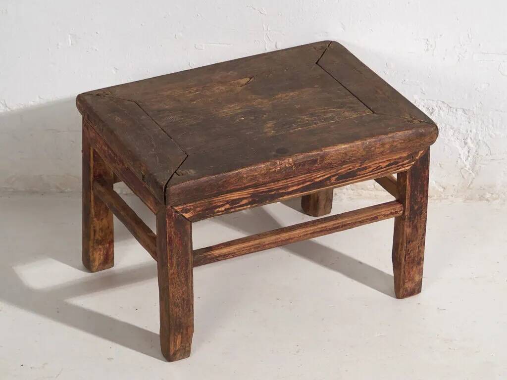 Ancient oriental table (c.1900) #1