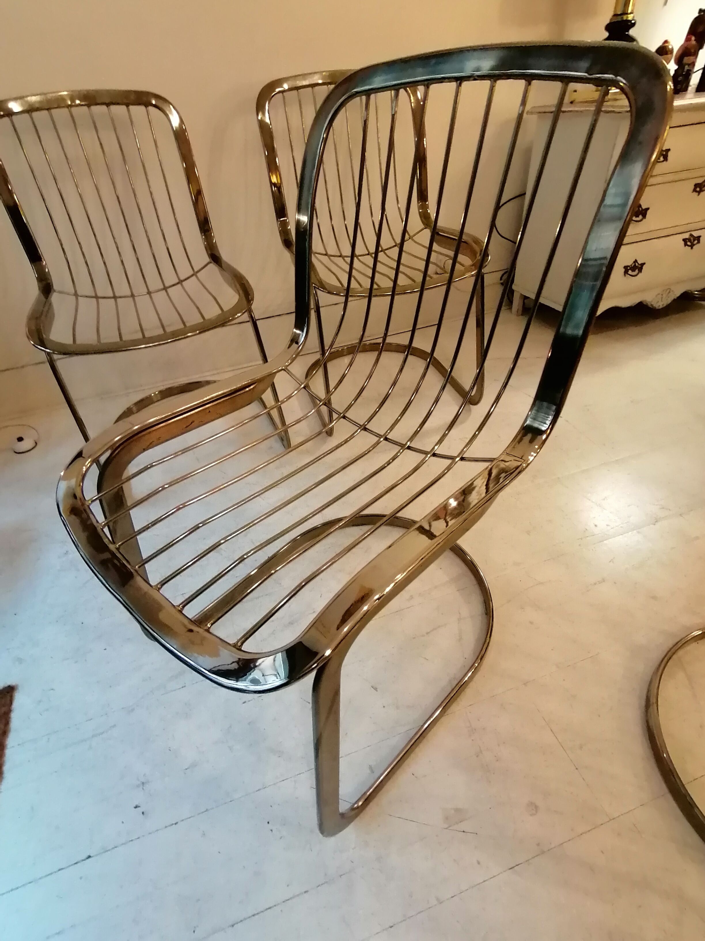 Set of 4 chairs