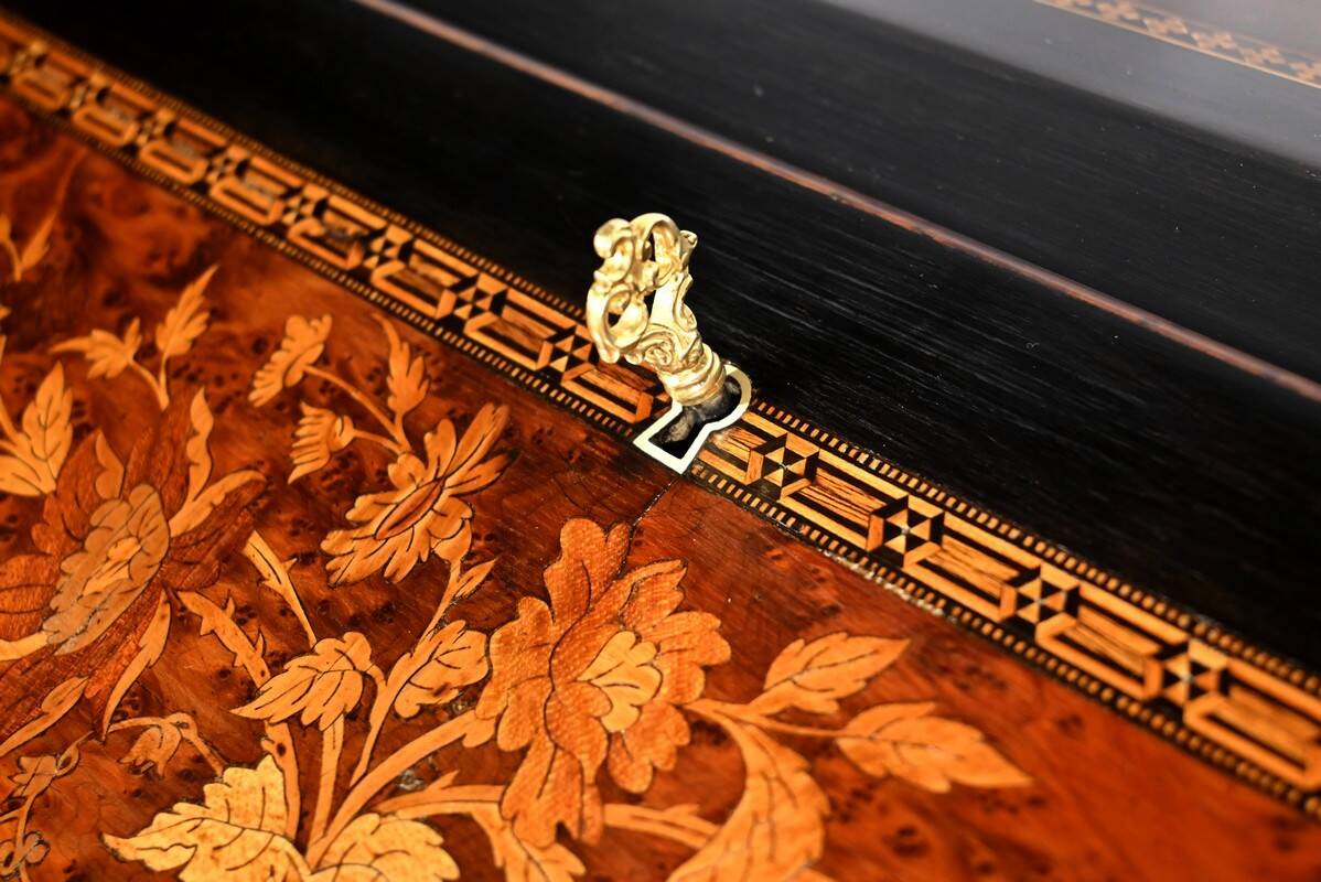 Blackened pearwood and amboyna sloping desk, Napoleon III period, mid-19th century