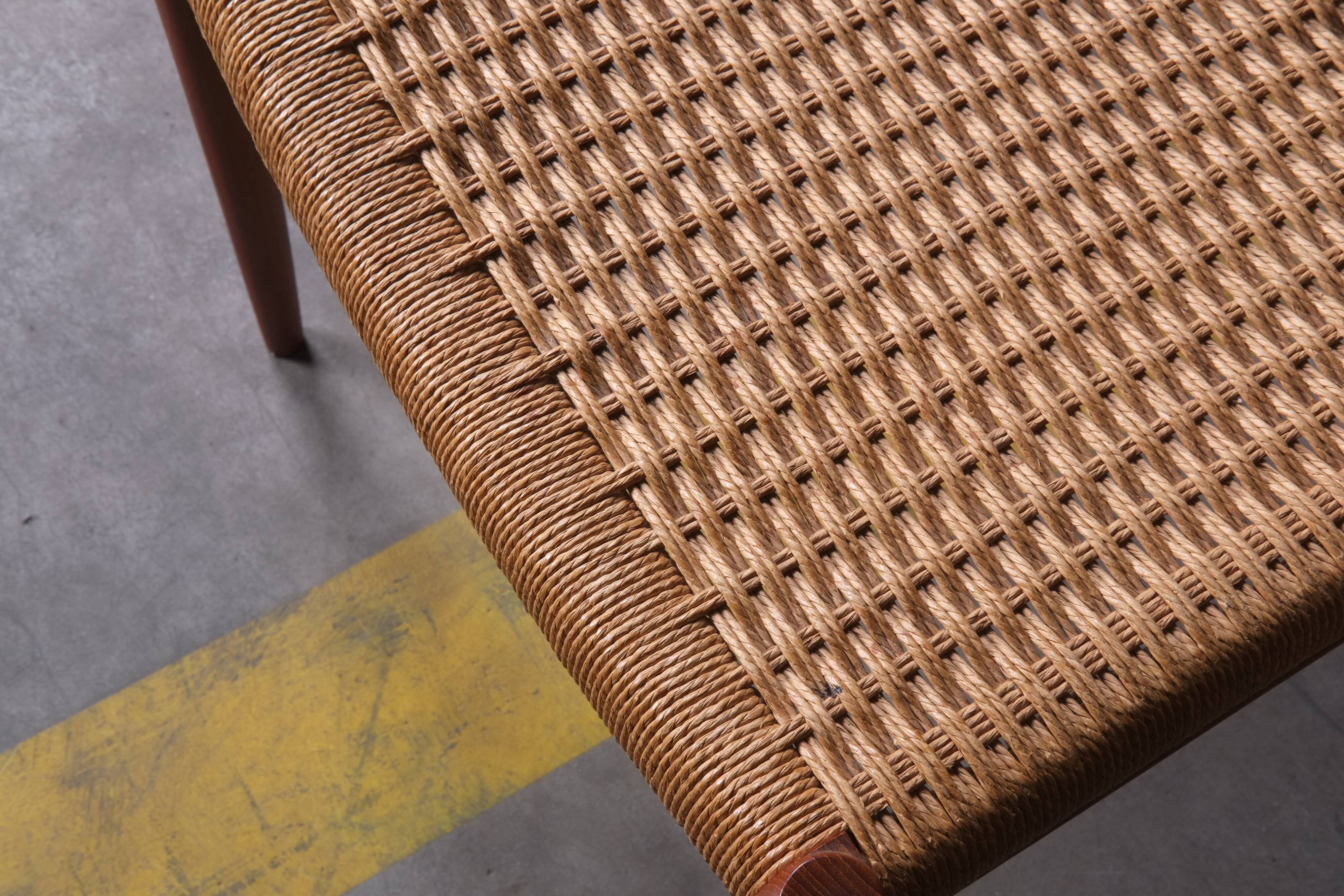 Niels O. Møller model 75 dining chair