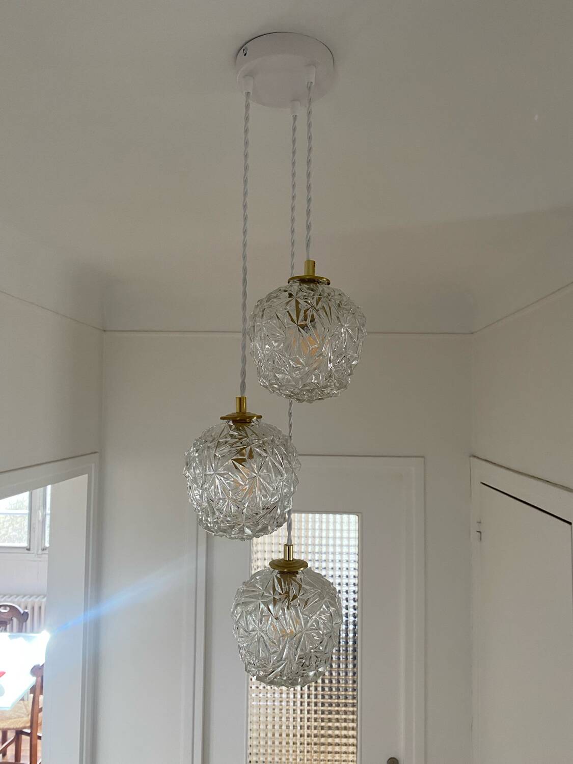 Triple suspension with vintage glass globes
