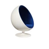 4 x fibreglass ball chair 1980s